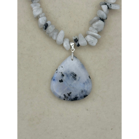 Unbranded Jewelry - Rainbow Moonstone Chips and Teardrop Pendant Necklace on Black Faux Suede
